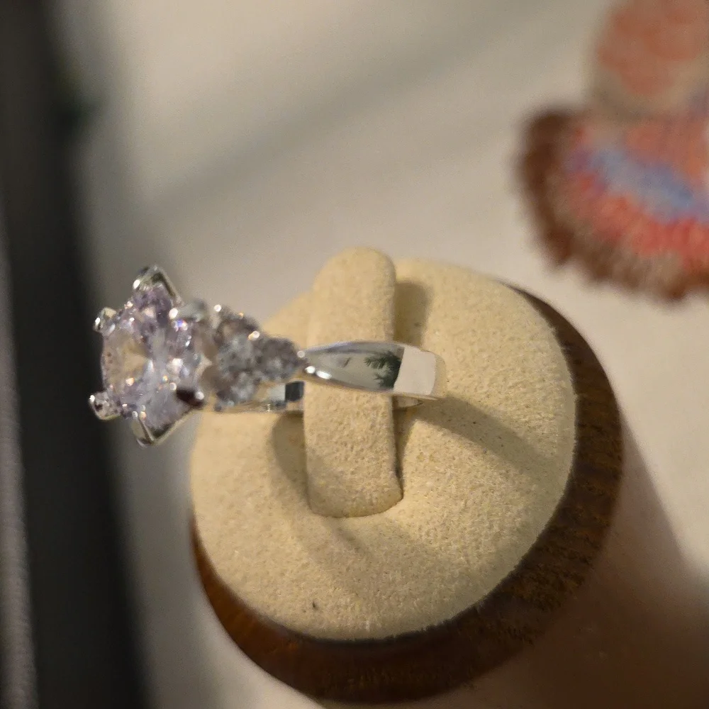 Stunning 925  Silver Women's Ring with Crystal Accents